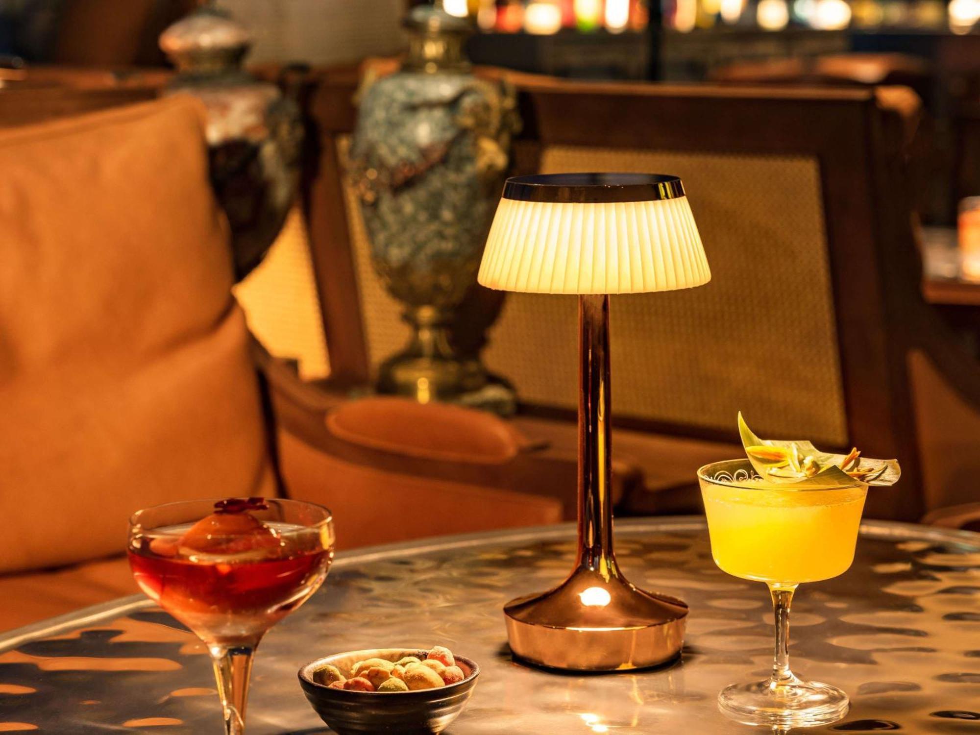 Too Hotel & Spa Paris - Mgallery Collection ปารีส ภายนอก รูปภาพ