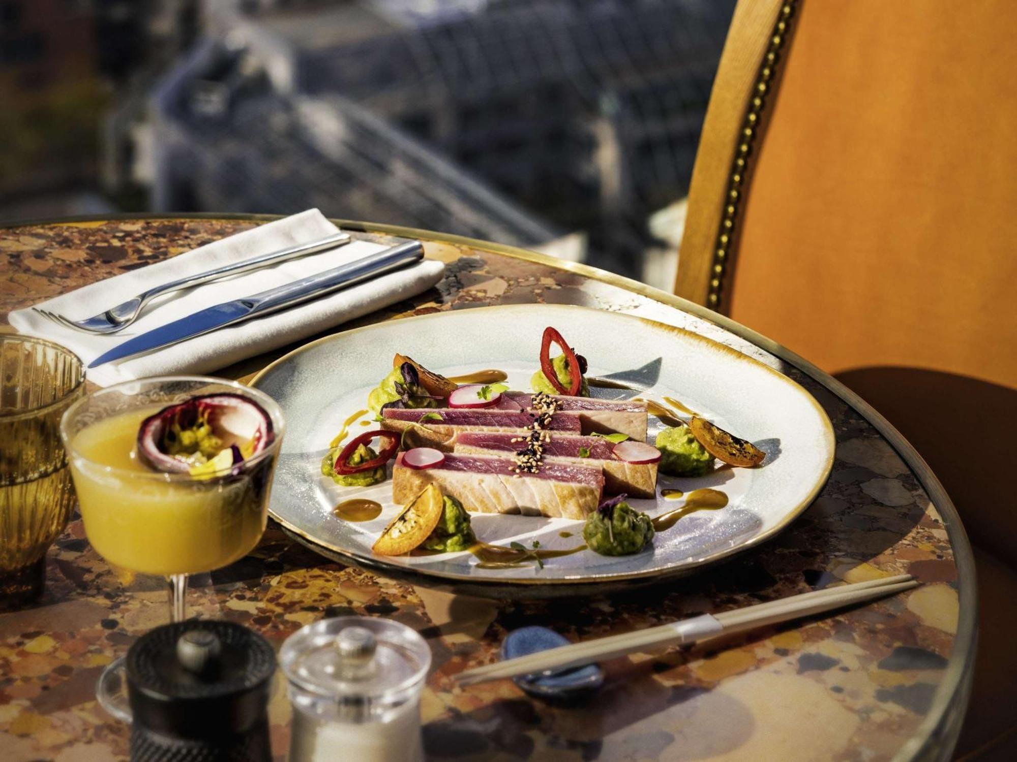 Too Hotel & Spa Paris - Mgallery Collection ปารีส ภายนอก รูปภาพ