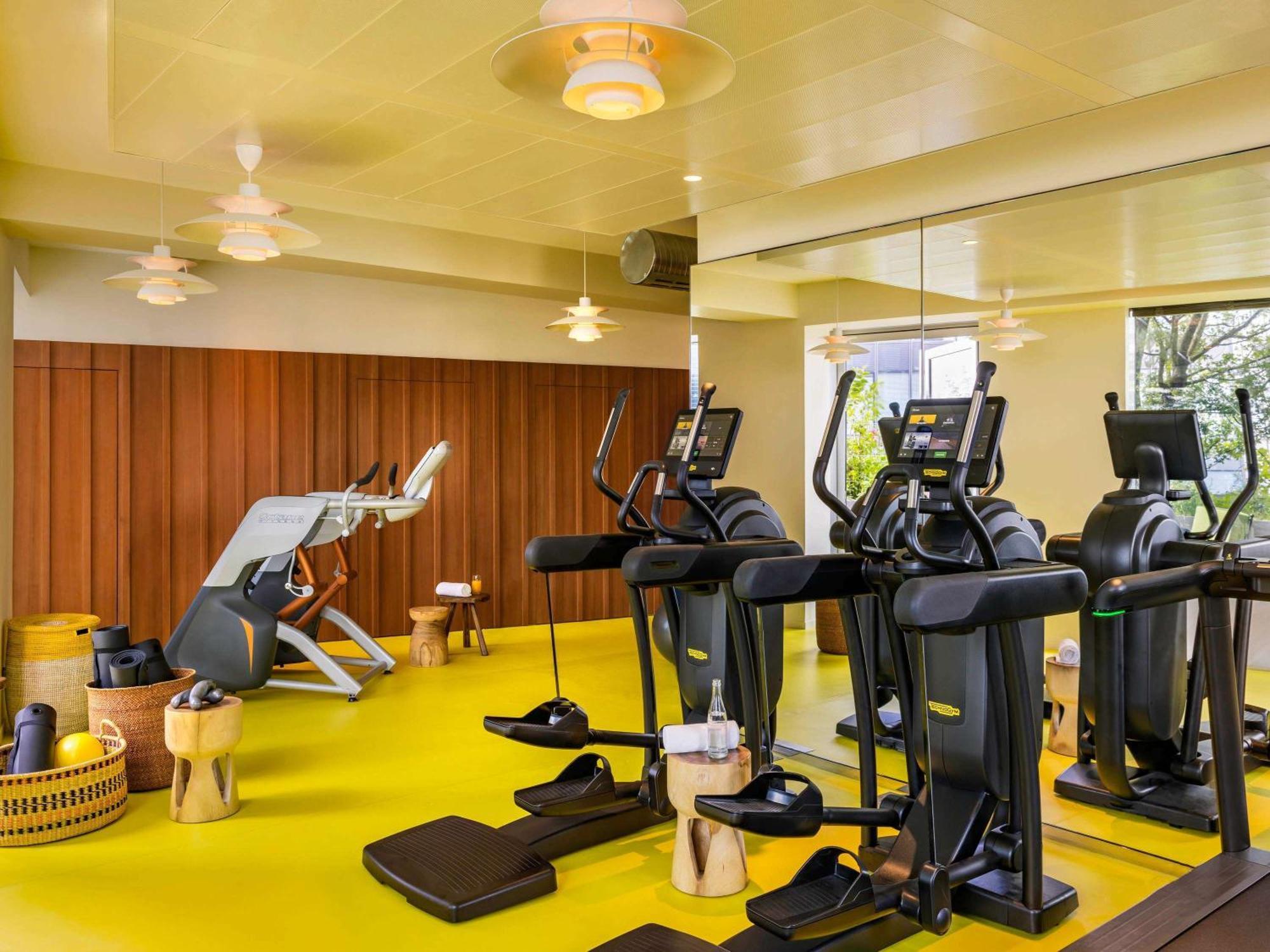 Too Hotel & Spa Paris - Mgallery Collection ปารีส ภายนอก รูปภาพ